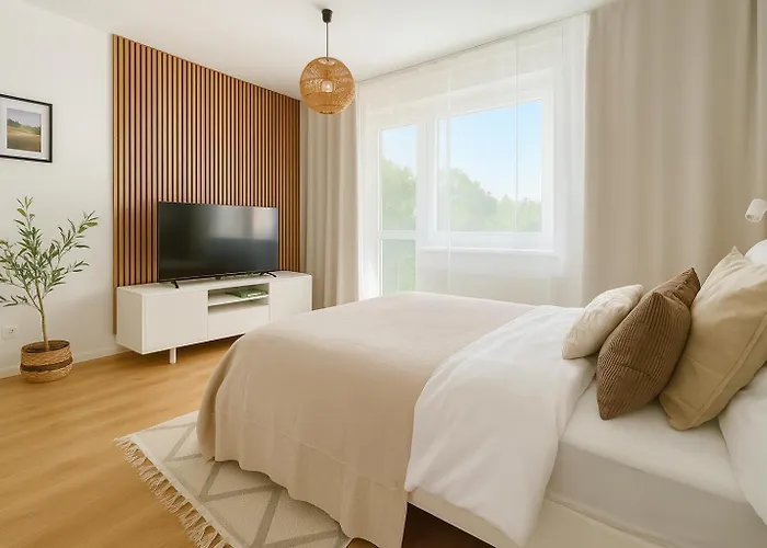 Nook Airport Studio, 5 Min From Bts Airport Apartment Bratislava