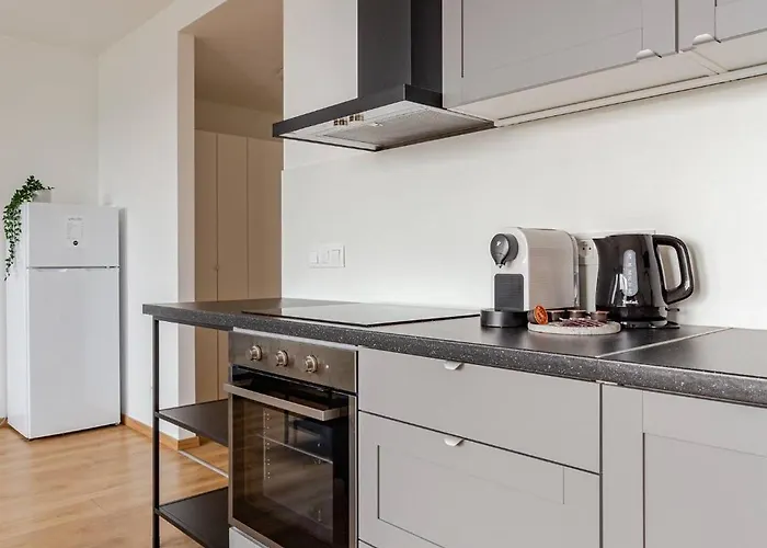 Apartment Nook Airport Studio, 5 Min From Bts Airport *