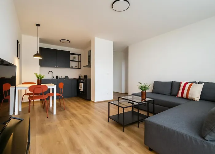 Nook Airport Studio, 5 Min From Bts Airport Bratislava