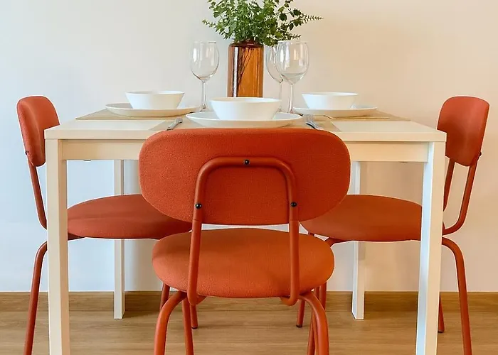 Nook Airport Studio, 5 Min From Bts Airport Apartment Bratislava