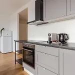 Appartement Nook Airport Studio, 5 Min From Bts Airport *