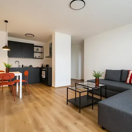 Nook Airport Studio, 5 Min From Bts Airport Bratislava
