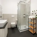 Apartment Nook Airport Studio, 5 Min From Bts Airport Pressburg